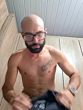 Snapshot of Robsonitj90 chatting on February 2026 07:52:02 PM Robsonitj90 online show from February 2026 07:52:02 PM