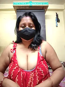Curvy Trisha online show from May 2026 07:33:02 PM