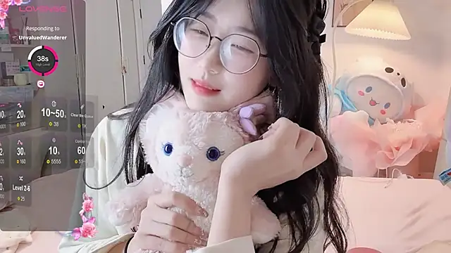 Snapshot of Luminous4173 chatting on February 2026 07:51:02 AM Luminous4173 online show from February 2026 07:51:02 AM