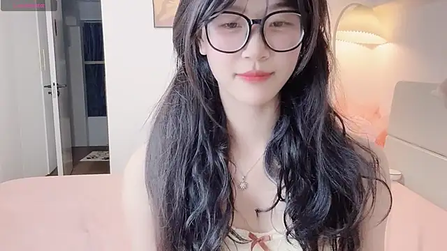 Luminous4173 online show from May 2026 12:57:02 PM