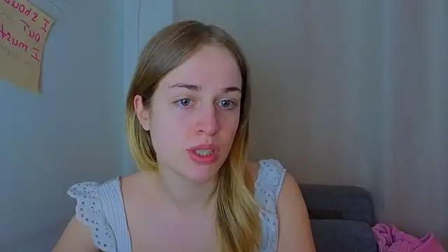 AnneRiver online show from April 2026 05:41:02 AM