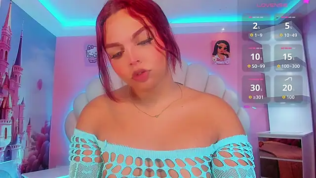 Snapshot of Maia_Hotts chatting on February 2026 12:01:02 PM Maia Hotts online show from February 2026 12:01:02 PM