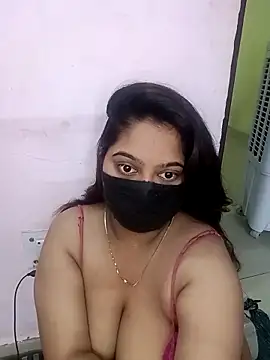 Snapshot of Aliya_Hott chatting on May 2026 05:03:02 AM Aliya Hott online show from May 2026 05:03:02 AM