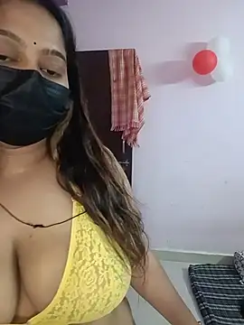 Aliya Hott online show from July 2026 06:32:01 AM