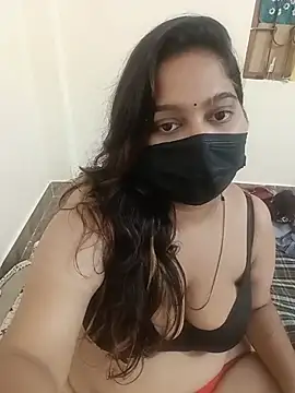 Aliya Hott online show from July 2026 01:21:02 PM