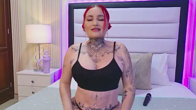 Snapshot of AlejandraMartinezz chatting on February 2026 02:00:02 PM AlejandraMartinezz online show from February 2026 02:00:02 PM