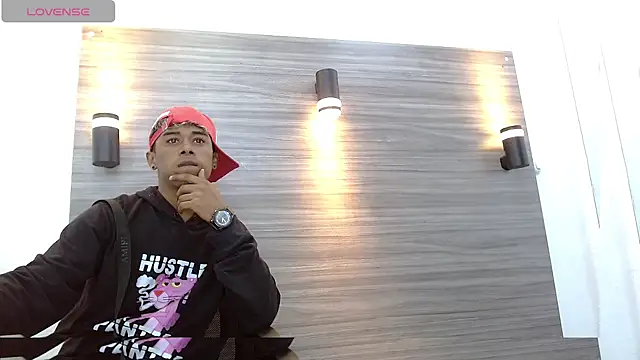 TonnyMarck online show from March 2026 09:07:01 PM