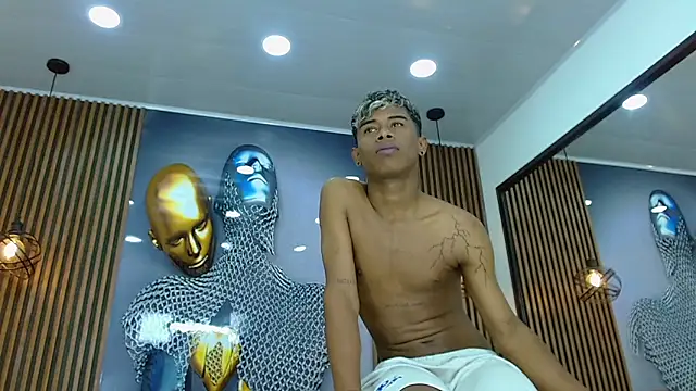 TonnyMarck online show from April 2026 12:54:01 PM