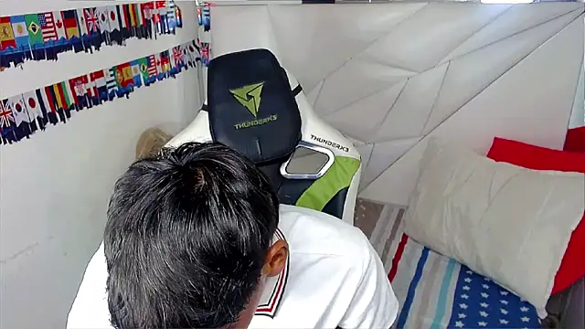 Liarr  online show from April 2026 03:42:02 AM