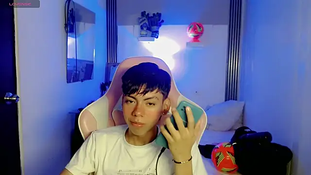 Liarr  online show from May 2026 05:05:02 AM