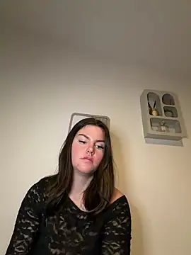 Snapshot of kiaraaaa75 chatting on February 2026 05:32:01 PM kiaraaaa75 online show from February 2026 05:32:01 PM