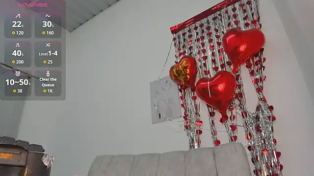 velvetluna  online show from February 2026 11:00:02 AM