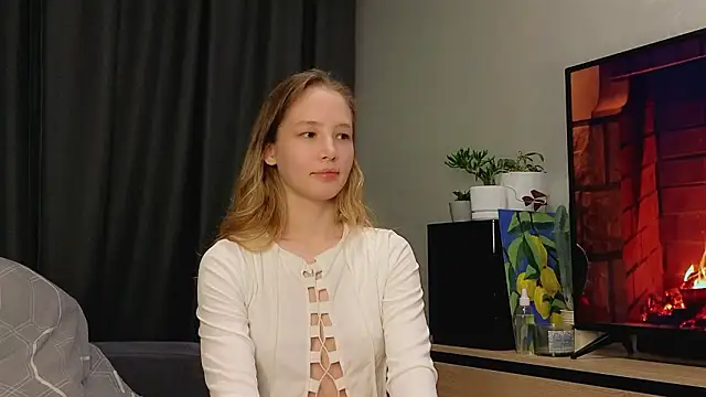 Snapshot of y0ur_sunshinee chatting on February 2026 04:56:02 PM y0ur sunshinee online show from February 2026 04:56:02 PM