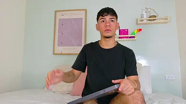 Duolistt   online show from February 2026 11:58:02 AM