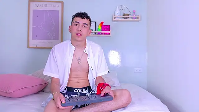 Duolistt   online show from February 2026 11:40:02 AM