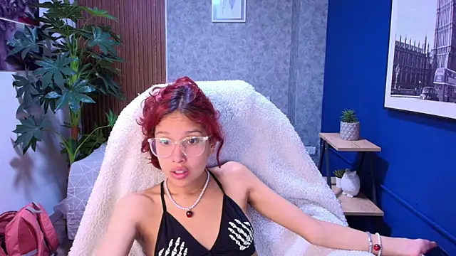 Snapshot of saphire_ chatting on February 2026 12:05:02 PM saphire online show from February 2026 12:05:02 PM