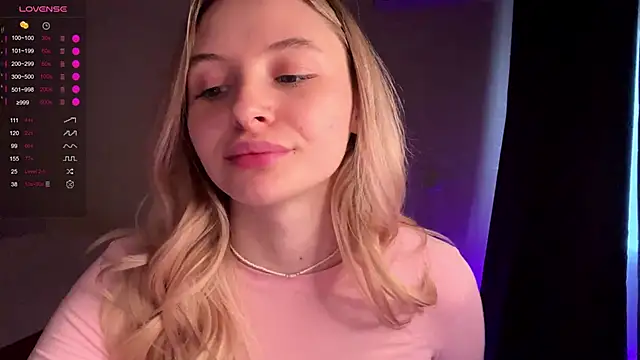 Snapshot of VibeVi chatting on February 2026 02:10:01 PM VibeVi online show from February 2026 02:10:01 PM