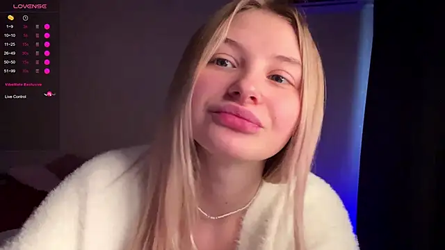 Snapshot of VibeVi chatting on February 2026 02:10:01 PM VibeVi online show from February 2026 02:10:01 PM