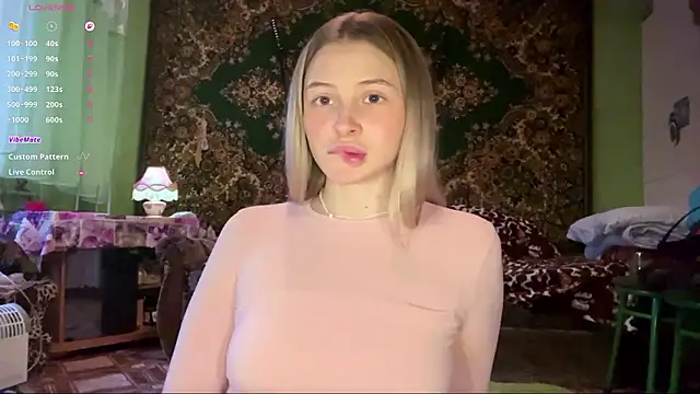 Snapshot of VibeVi chatting on February 2026 01:09:02 PM VibeVi online show from February 2026 01:09:02 PM