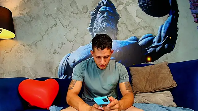 Snapshot of _angel_rivera chatting on February 2026 01:56:02 AM angel rivera online show from February 2026 01:56:02 AM