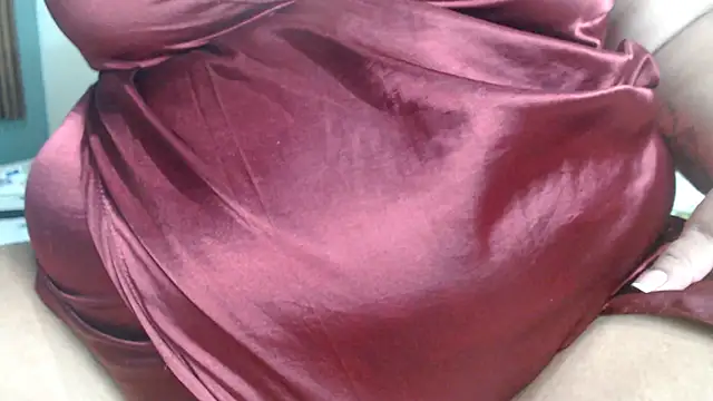 Snapshot of katalina_gomez6921 chatting on April 2026 11:46:02 PM katalina gomez6921 online show from April 2026 11:46:02 PM