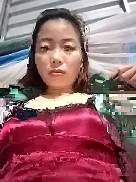 Ella-aa online show from February 2026 10:33:01 PM