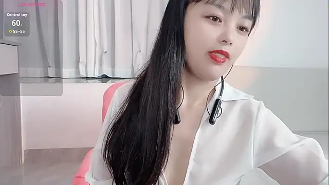 xianxian-baby online show from April 2026 06:42:01 PM