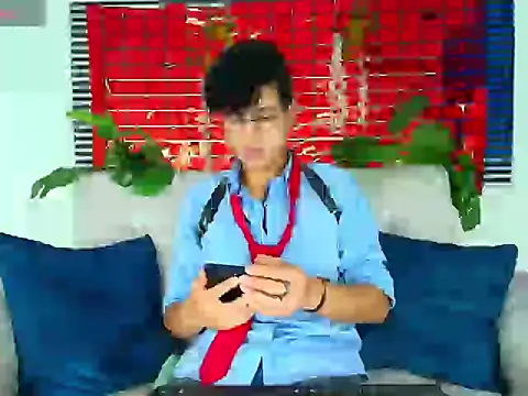 Snapshot of ThiiagoSaeenz chatting on February 2026 10:50:01 PM ThiiagoSaeenz online show from February 2026 10:50:01 PM