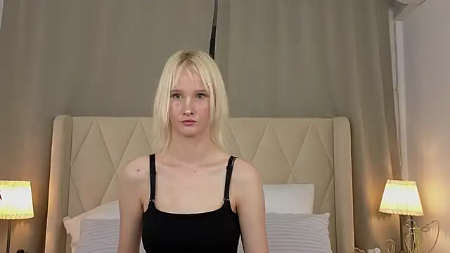 CrystalLili online show from July 2026 04:03:01 AM