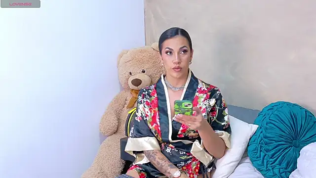 AndiVasquez online show from February 2026 04:11:01 AM