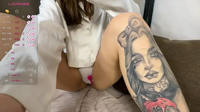 Snapshot of noxxiii chatting on February 2026 04:10:02 AM noxxiii online show from February 2026 04:10:02 AM