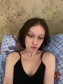 Snapshot of AliceVane chatting on February 2026 08:43:01 AM AliceVane online show from February 2026 08:43:01 AM