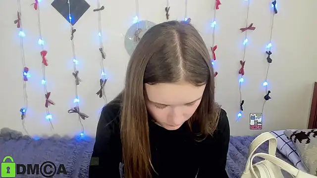 Elina X online show from June 2026 01:25:02 PM