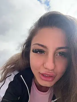 AnnastasiaJune online show from April 2026 11:37:01 AM