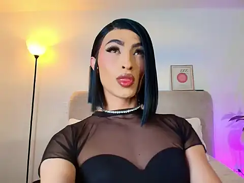 Snapshot of KarolPortellaa chatting on February 2026 12:07:01 AM KarolPortellaa online show from February 2026 12:07:01 AM