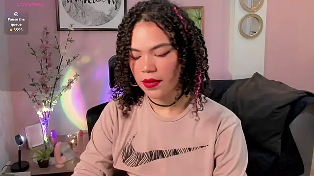 Snapshot of Monic_Bellucci chatting on February 2026 03:08:02 PM Monic Bellucci online show from February 2026 03:08:02 PM