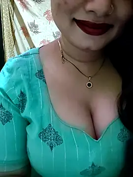PARI51 online show from May 2026 07:52:02 PM