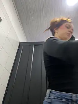 Annie bonnie  online show from February 2026 11:52:01 AM