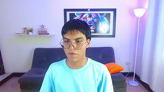Maecum18 online show from April 2026 09:50:01 PM