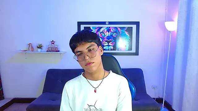 Maecum18 online show from June 2026 08:41:01 PM