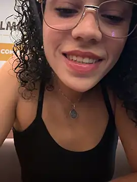 SirenStell0 online show from April 2026 05:14:01 PM