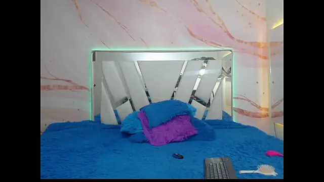 Snapshot of MayteLove chatting on February 2026 06:36:02 AM MayteLove online show from February 2026 06:36:02 AM