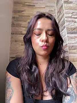 Snapshot of foxxy_lover chatting on February 2026 03:41:02 PM foxxy lover online show from February 2026 03:41:02 PM