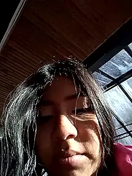 Noa Baker online show from May 2026 12:21:01 PM