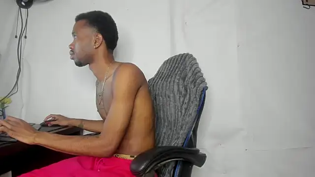 Snapshot of Kofi_exotic_2 chatting on July 2026 12:45:01 AM Kofi exotic 2 online show from July 2026 12:45:01 AM