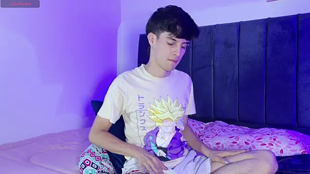 axxxel twink online show from May 2026 02:08:02 AM