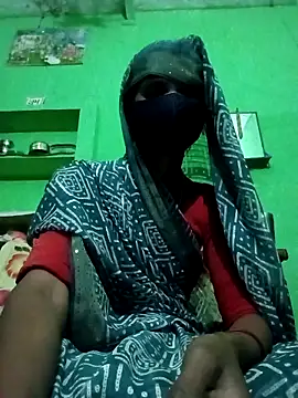 Snapshot of HOT-SEER3 chatting on February 2026 03:43:01 PM HOT-SEER3 online show from February 2026 03:43:01 PM