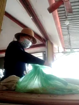 YIYI-502 online show from February 2026 06:12:02 AM