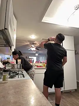 Snapshot of Skizm1986 chatting on February 2026 11:56:02 PM Skizm1986 online show from February 2026 11:56:02 PM