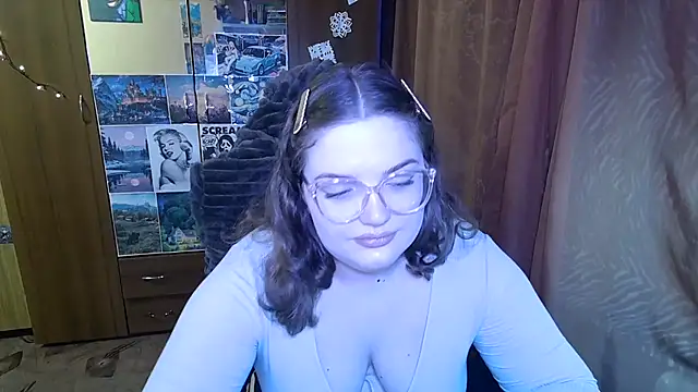 Snapshot of Teasing_Dora chatting on February 2026 11:52:01 PM Teasing Dora online show from February 2026 11:52:01 PM